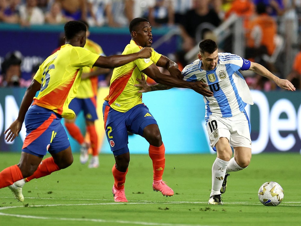Soi Kèo, soi tỷ lệ Argentina vs Colombia 07h00 ngày 11/6, vòng loại World Cup 2026 - Ảnh 1. Soi Kèo, soi tỷ lệ Argentina vs Colombia 07h00 ngày 11/6, vòng loại World Cup 2026 - Ảnh 1.