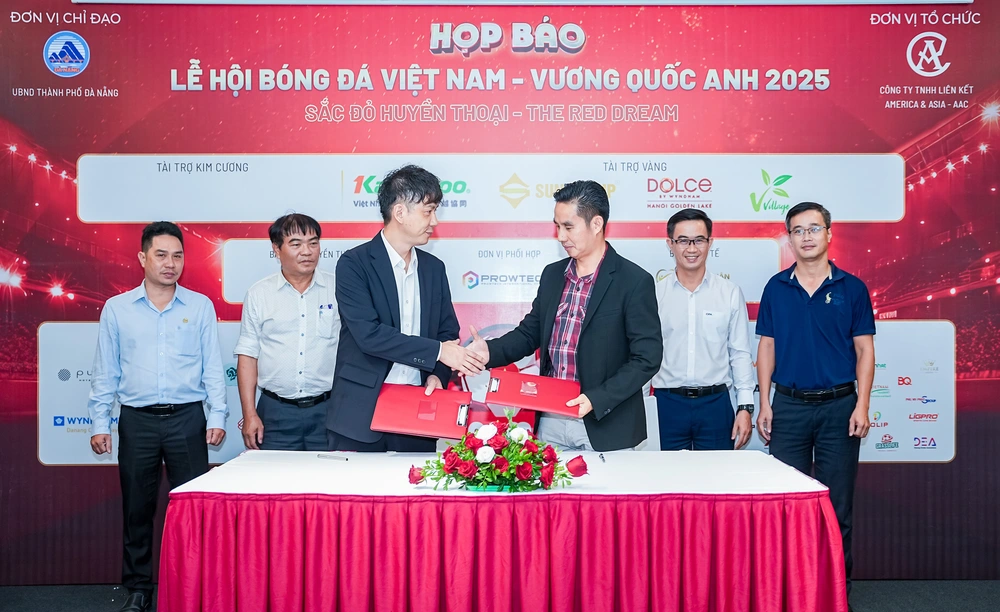 Huyền thoại MU, sao Việt và dàn nghệ sĩ nổi tiếng hội tụ tại Đà Nẵng: Đếm ngược đến Lễ hội Bóng đá Việt – Anh 2025 - Ảnh 3.