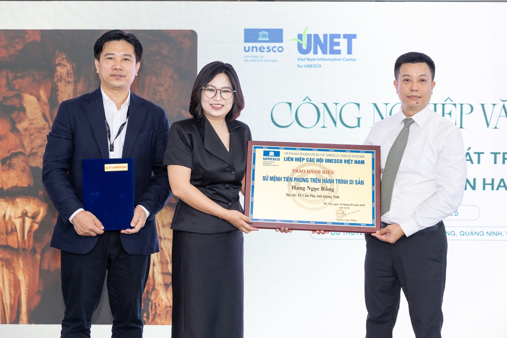 Du lịch hang động gắn với phát triển công nghiệp văn hóa - Ảnh 3. Du lịch hang động gắn với phát triển công nghiệp văn hóa - Ảnh 3.
