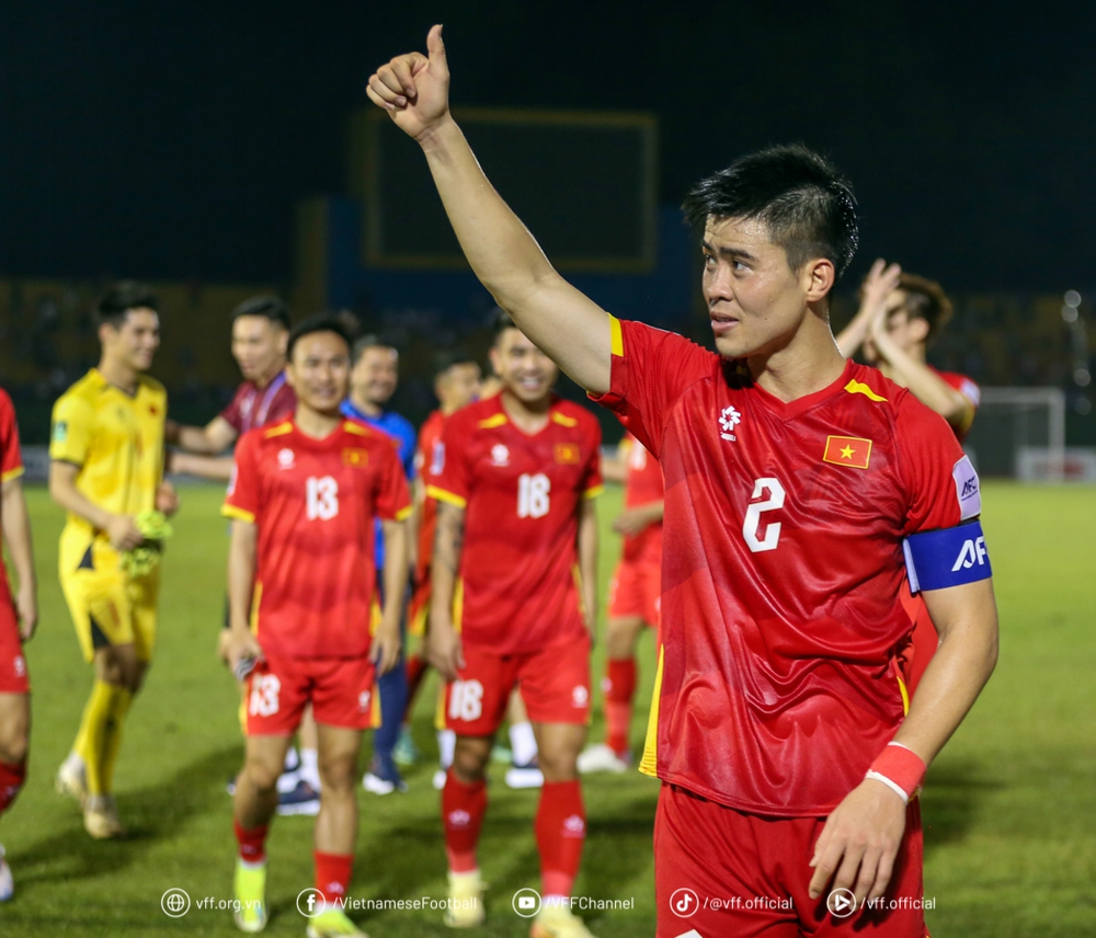 HLV Kim Sang Sik: ‘Đội tuyển Việt Nam làm tất cả để thắng Malaysia’ - Ảnh 1.