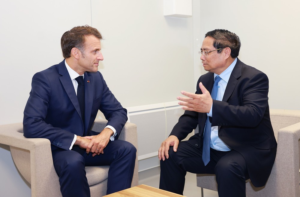 Thủ tướng Phạm Minh Chính hội kiến Tổng thống Pháp Emmanuel Macron - Ảnh 5.