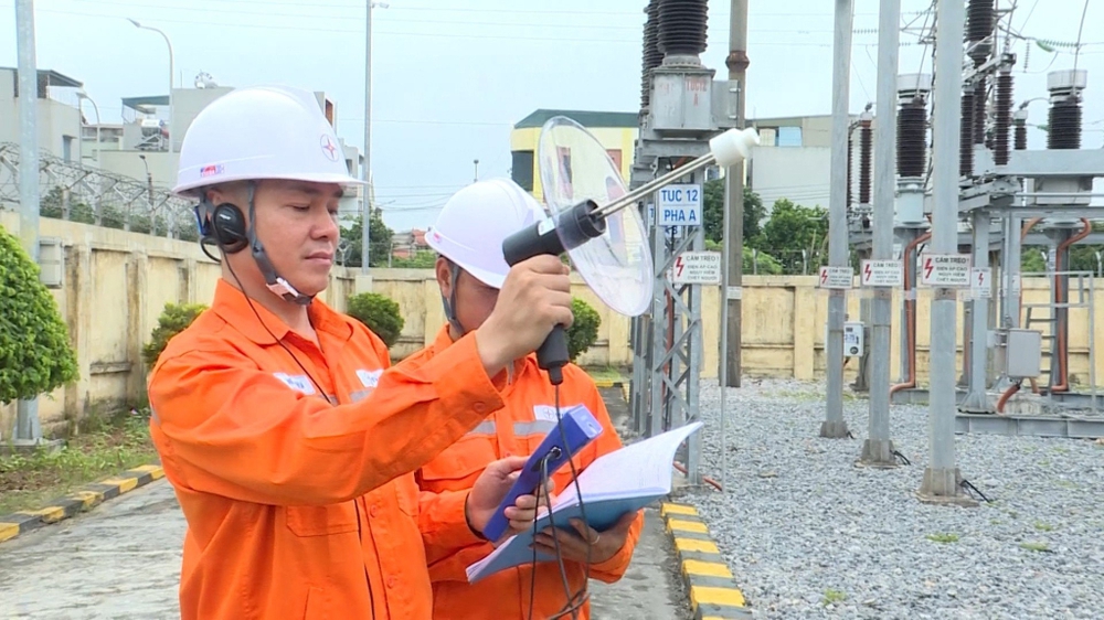 Chuyển đổi số - nền tảng giúp ngành điện vận hành hiệu quả sau sắp xếp - Ảnh 2.