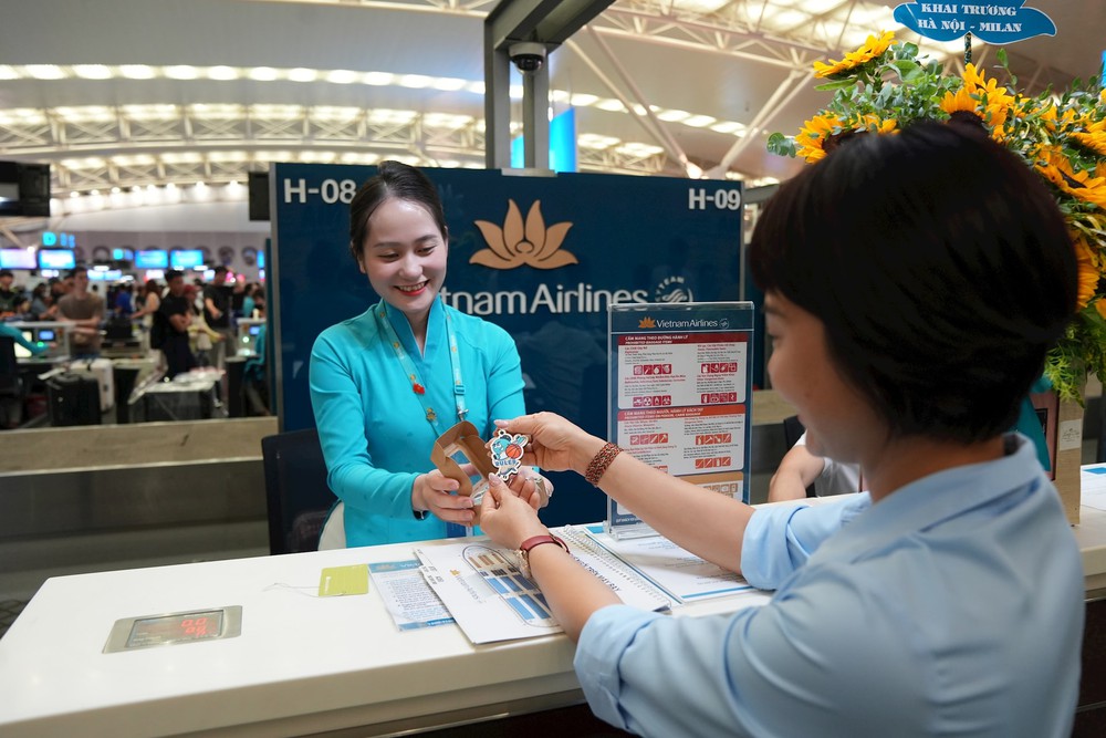 Vietnam Airlines chính thức bay thẳng Hà Nội - Milan (Italy) - Ảnh 1.