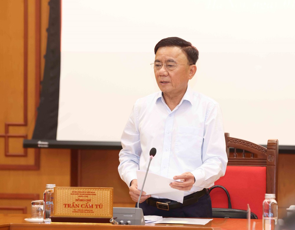 Thường trực Ban Bí thư chủ trì giao ban với các ban đảng, 4 văn phòng, đảng ủy, cơ quan, đoàn thể Trung ương - Ảnh 2.