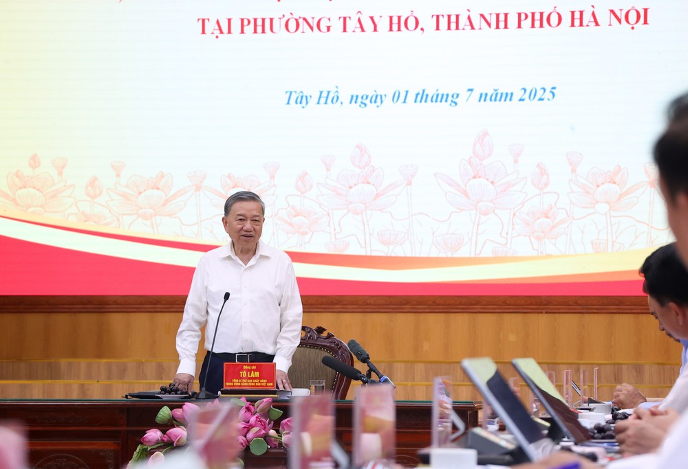 Tổng Bí thư Tô Lâm kiểm tra hoạt động của chính quyền địa phương hai cấp tại phường Tây Hồ - Ảnh 5.