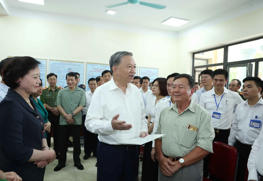Tổng Bí thư kiểm tra hoạt động của chính quyền địa phương hai cấp tại xã Phúc Thịnh, Hà Nội - Ảnh 6.