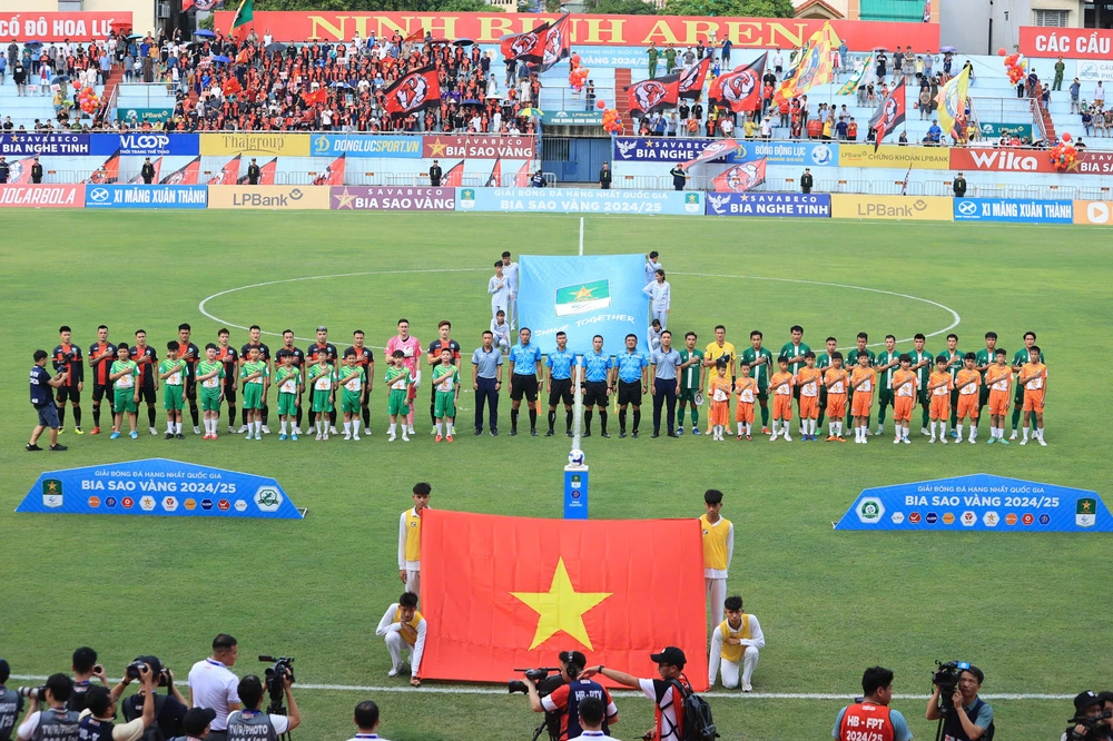 Đối thoại cuối tuần, Chuyên gia Đoàn Minh Xương: “Chờ một V-League khởi sắc” - Ảnh 1.