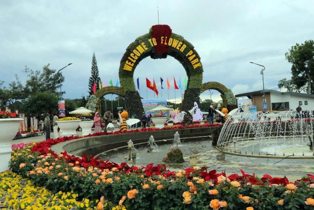 Kết nối các vùng du lịch Lâm Đồng ngàn hoa - biển xanh và đại ngàn - Ảnh 2. Kết nối các vùng du lịch Lâm Đồng ngàn hoa - biển xanh và đại ngàn - Ảnh 2.