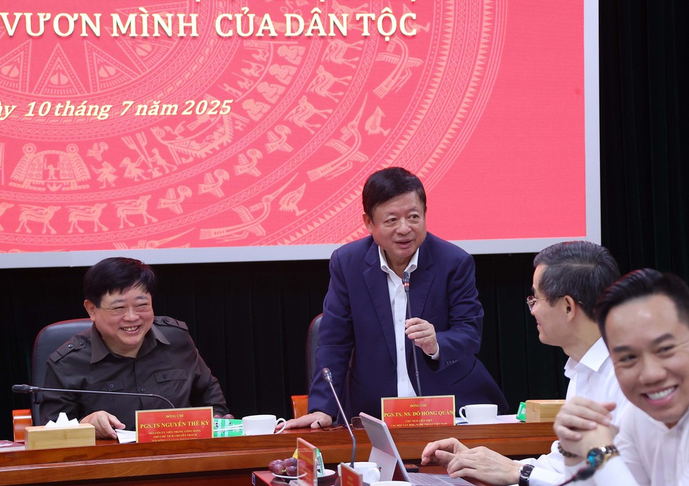 Hội thảo Định hướng phát triển văn học, nghệ thuật trong kỷ nguyên vươn mình của dân tộc - Ảnh 3.