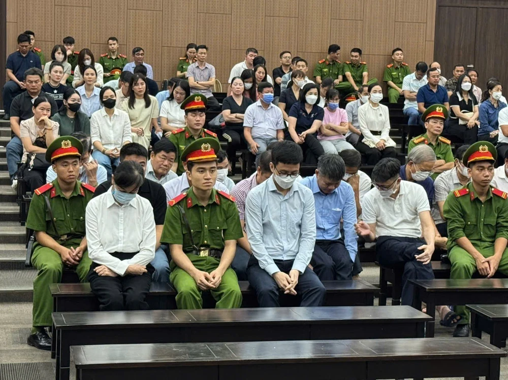 Tuyên án vụ Phúc Sơn: Hành vi của Nguyễn Văn Hậu đã thao túng, làm suy thoái, biến chất hàng loạt cán bộ, đảng viên - Ảnh 5.