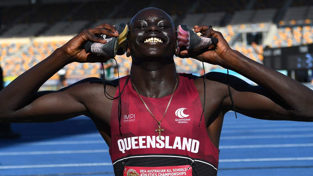 Thần tượng Ronaldo, chân chạy 17 tuổi được so sánh với Usain Bolt vì lập một loạt thành tích 'khủng' - Ảnh 3.