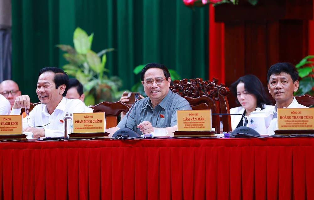 Thủ tướng tiếp xúc cử tri thành phố Cần Thơ - Ảnh 3.
