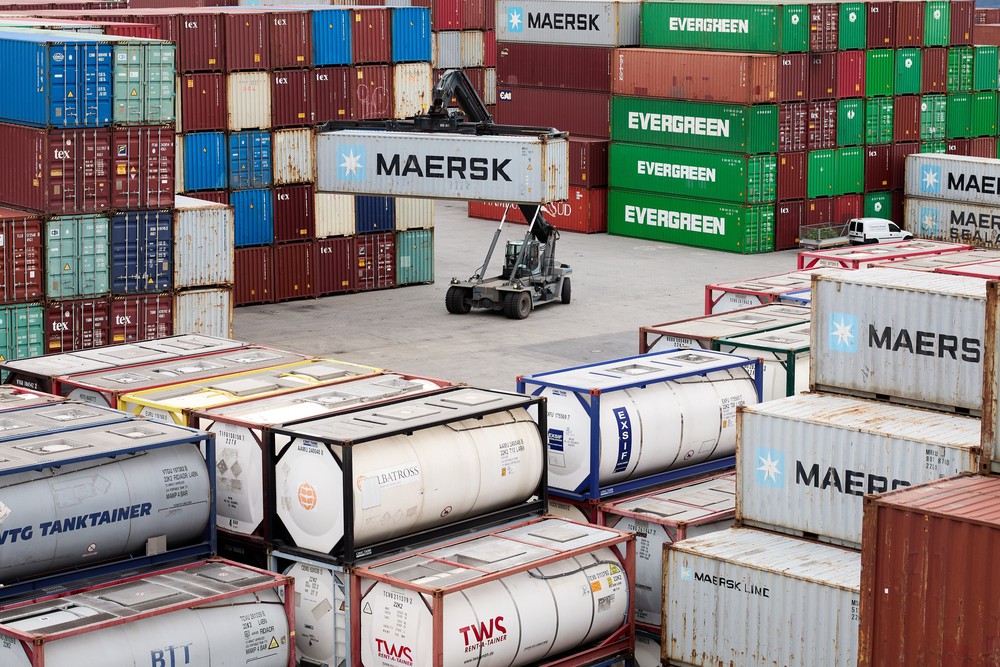 Phản ứng của EU trước việc Mỹ thông báo áp thuế 30% - Ảnh 3.