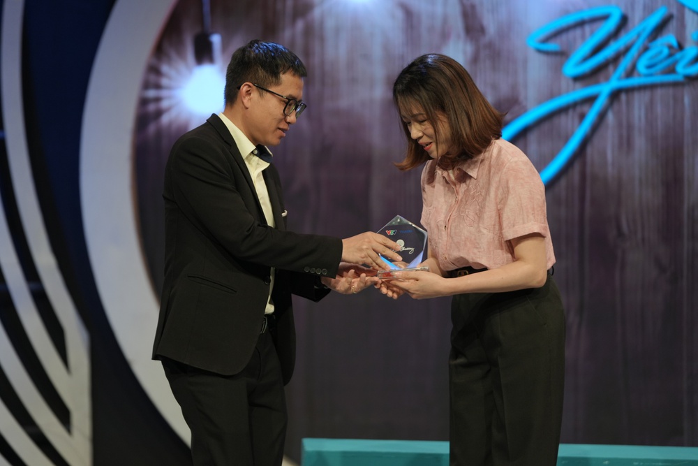 &quot;Kỹ sư tâm hồn&quot; Hà Thị Như Quỳnh: Từ cô bé mang mắt giả đến người mẹ của hàng trăm trẻ khuyết tật - Ảnh 3.