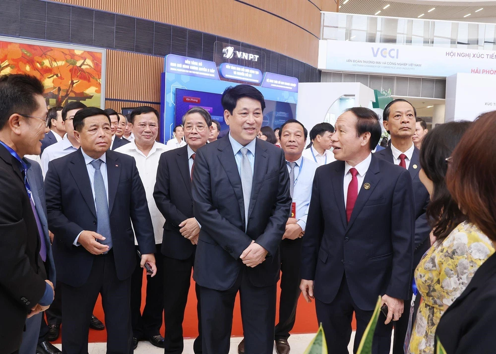 Chủ tịch nước Lương Cường: Hội nghị xúc tiến đầu tư Hải Phòng là thông điệp về khát vọng phát triển - Ảnh 1.