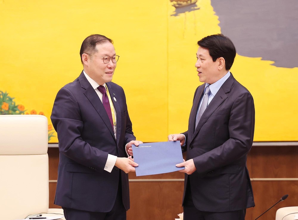 Chủ tịch nước Lương Cường tiếp Chủ tịch Hội đồng Tư vấn kinh doanh APEC 2025 - Ảnh 2.