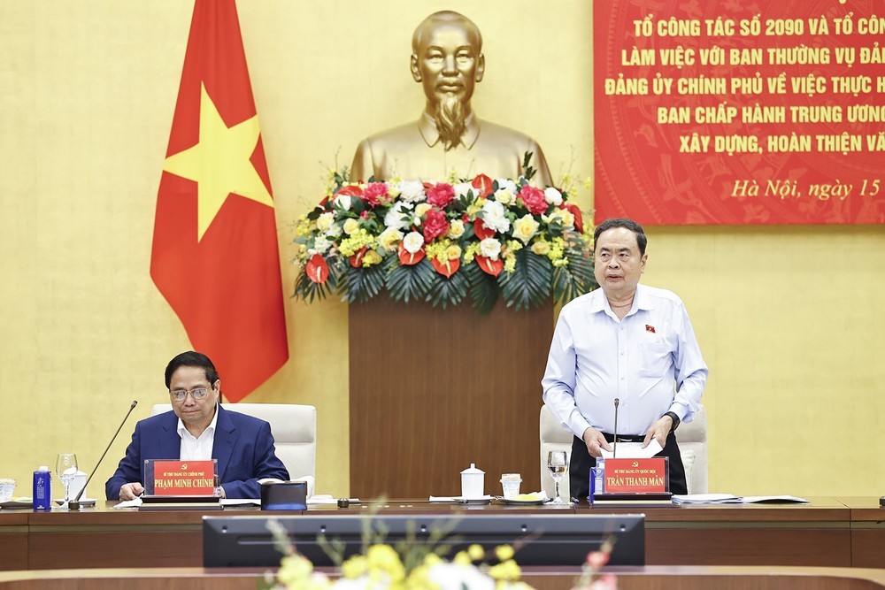 Tổ công tác của Bộ Chính trị làm việc với Ban Thường vụ Đảng ủy Quốc hội, Ban Thường vụ Đảng ủy Chính phủ - Ảnh 3.