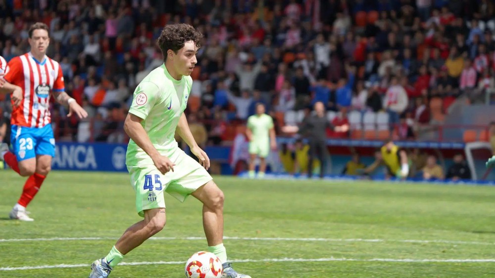 Barcelona: Thêm chất La Masia cho mùa giải mới - Ảnh 1.
