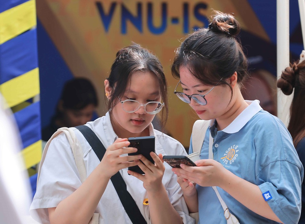 Thí sinh bắt đầu đăng ký nguyện vọng xét tuyển đại học, cao đẳng năm 2025 - Ảnh 1.