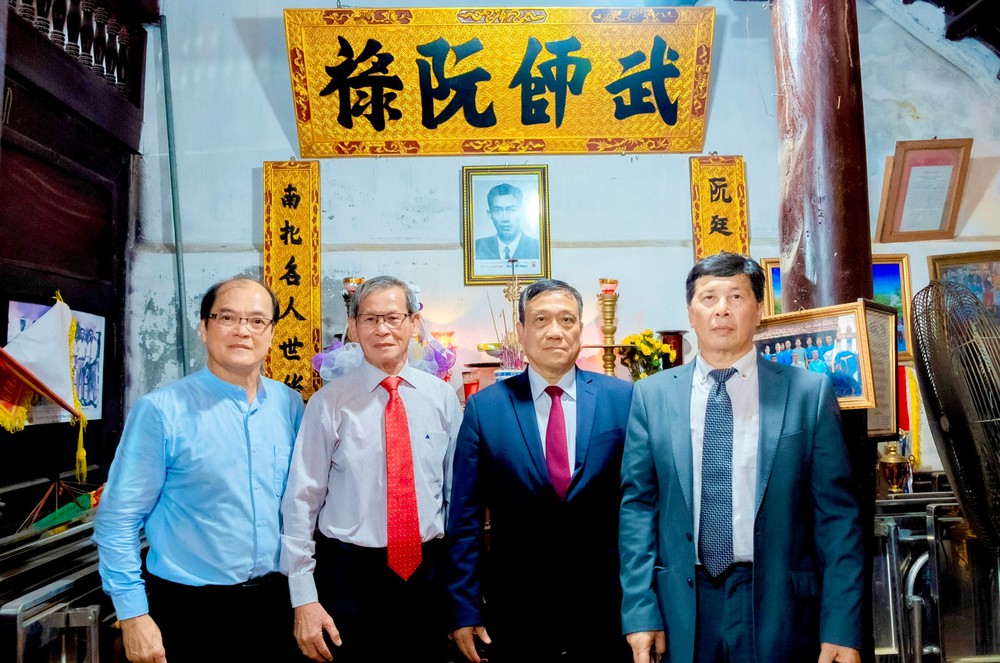 Hành trình về nguồn trên quê hương Sáng tổ - Ảnh 1. Hành trình về nguồn trên quê hương Sáng tổ - Ảnh 1.