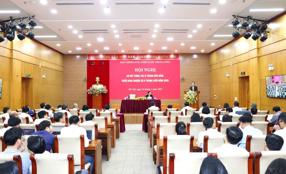 Tập trung chỉ đạo, tổ chức các hoạt động chào mừng Kỷ niệm 80 năm Cách mạng tháng Tám và Quốc khánh 2/9 - Ảnh 1.