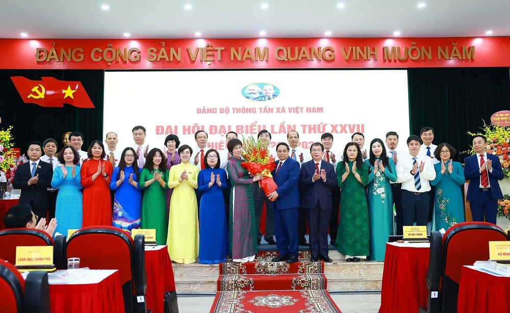 Thủ tướng Phạm Minh Chính: TTXVN tiếp tục thông tin bảo vệ quyền, lợi ích của đất nước, nhân dân - Ảnh 2.