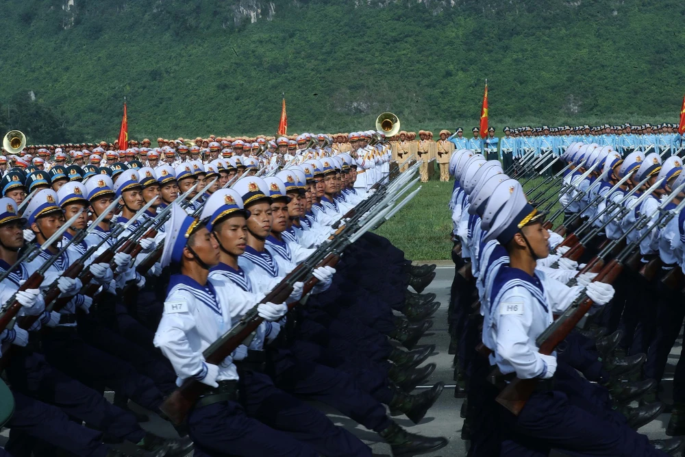Hình ảnh tổng hợp luyện diễu binh, diễu hành kỷ niệm 80 năm Quốc khánh 2/9 - Ảnh 11.