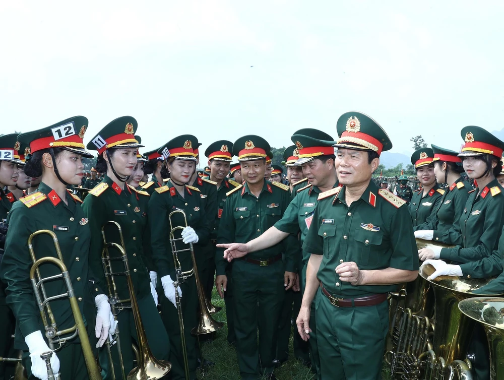Hình ảnh tổng hợp luyện diễu binh, diễu hành kỷ niệm 80 năm Quốc khánh 2/9 - Ảnh 4.