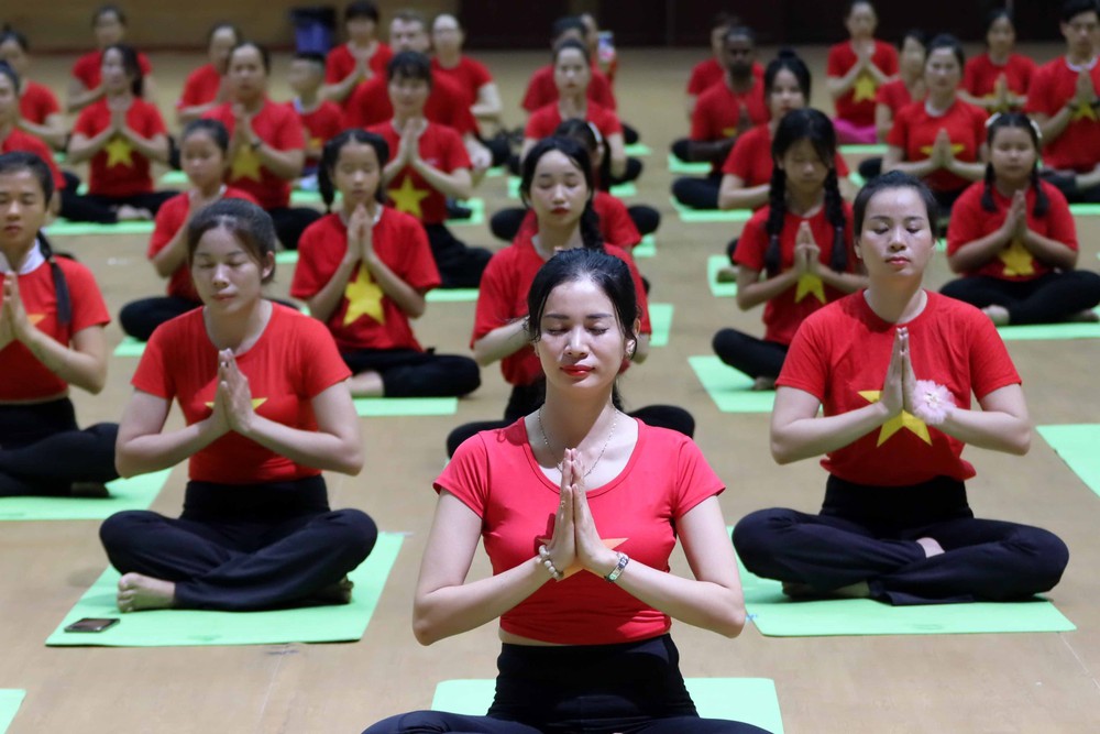 Công bố hiệu quả điều trị mất ngủ nhờ thái cực quyền, yoga và chạy bộ - Ảnh 1.