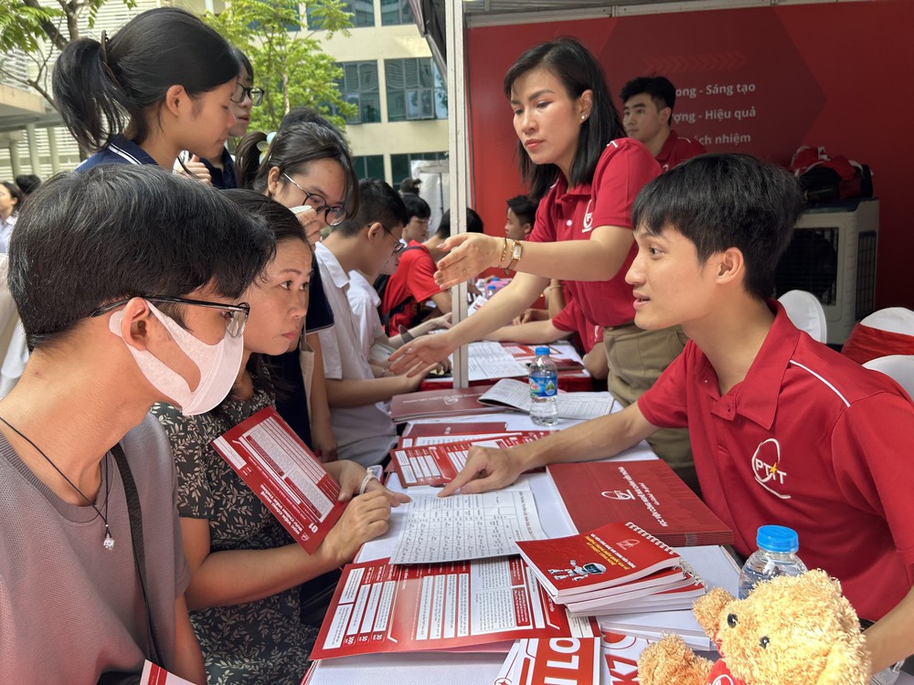 Tuyển sinh Đại học 2025: Các Đại học lớn công bố ngưỡng đảm bảo chất lượng đầu vào - Ảnh 1.