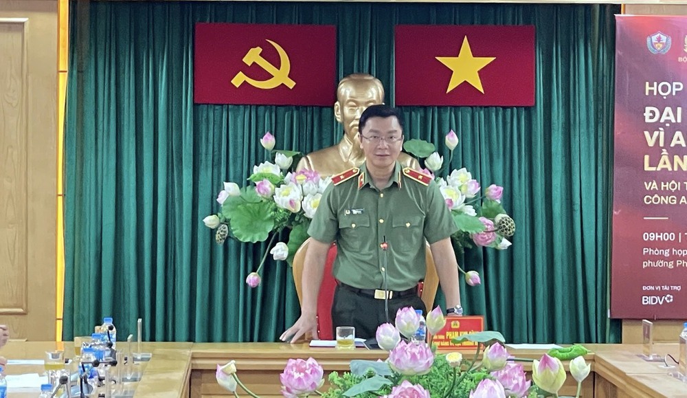 Khởi tranh Đại hội khỏe &quot;Vì an ninh Tổ quốc&quot; lần thứ IX và Hội thi điều lệnh, quân sự, võ thuật CAND lần thứ VI - Ảnh 2.