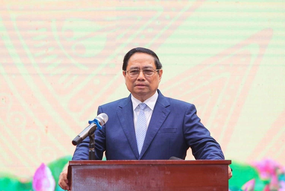 Thủ tướng Phạm Minh Chính trao Quyết định giao quyền Bộ trưởng Bộ Nông nghiệp và Môi trường - Ảnh 1.