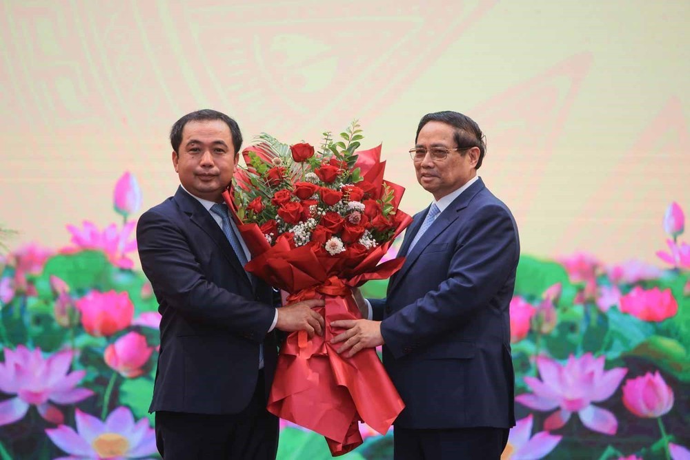 Thủ tướng Phạm Minh Chính trao Quyết định giao quyền Bộ trưởng Bộ Nông nghiệp và Môi trường - Ảnh 3.