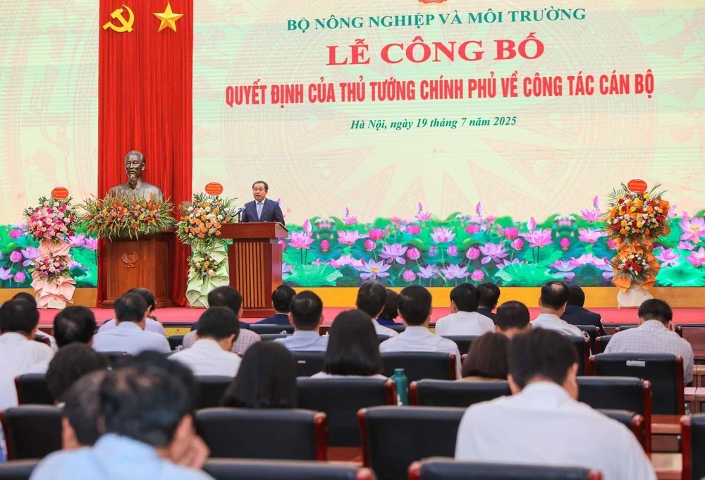 Thủ tướng Phạm Minh Chính trao Quyết định giao quyền Bộ trưởng Bộ Nông nghiệp và Môi trường - Ảnh 5.