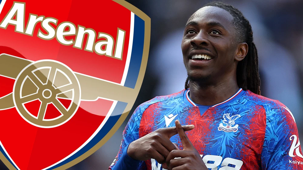 Tin chuyển nhượng ngày 2/7: MU cân nhắc vụ '3 đổi 1'; Arsenal tăng tốc thương vụ Eze - Ảnh 2.