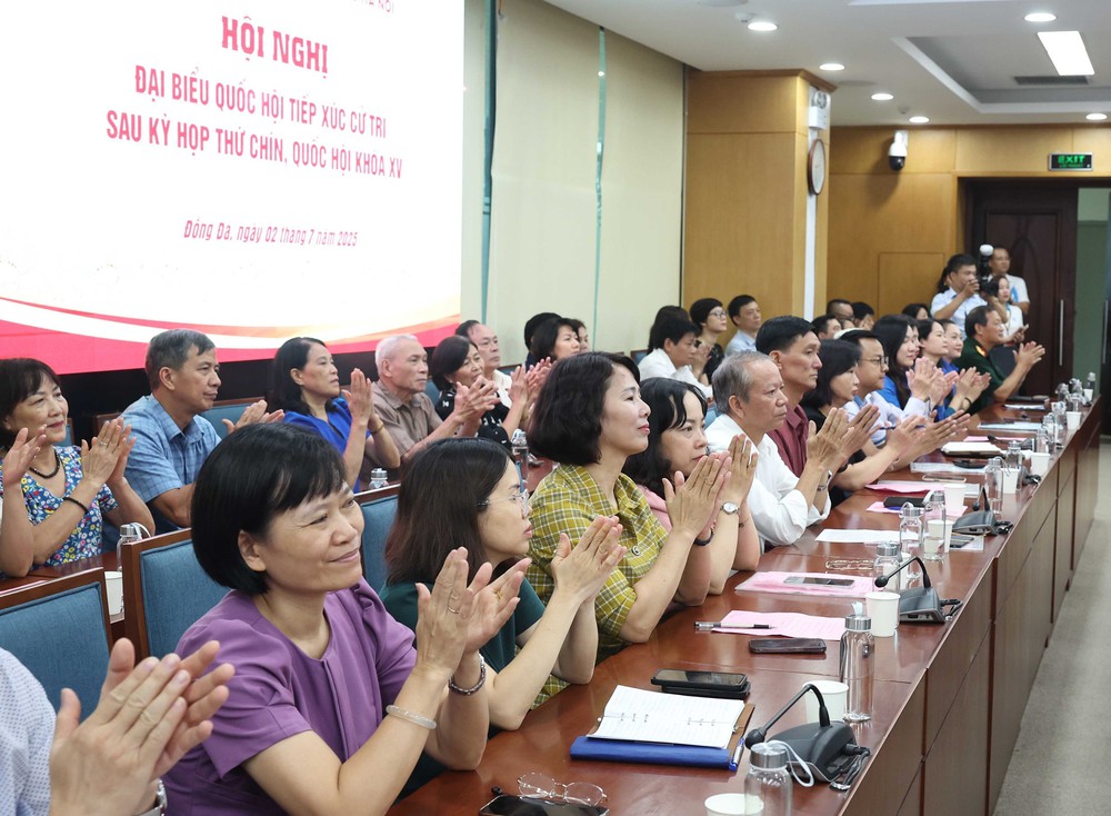 Tổng Bí thư Tô Lâm tiếp xúc cử tri Hà Nội sau Kỳ họp thứ 9, Quốc hội khóa XV - Ảnh 9.