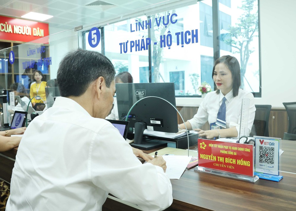 Tổng Bí thư Tô Lâm tiếp xúc cử tri Hà Nội sau Kỳ họp thứ 9, Quốc hội khóa XV - Ảnh 17.