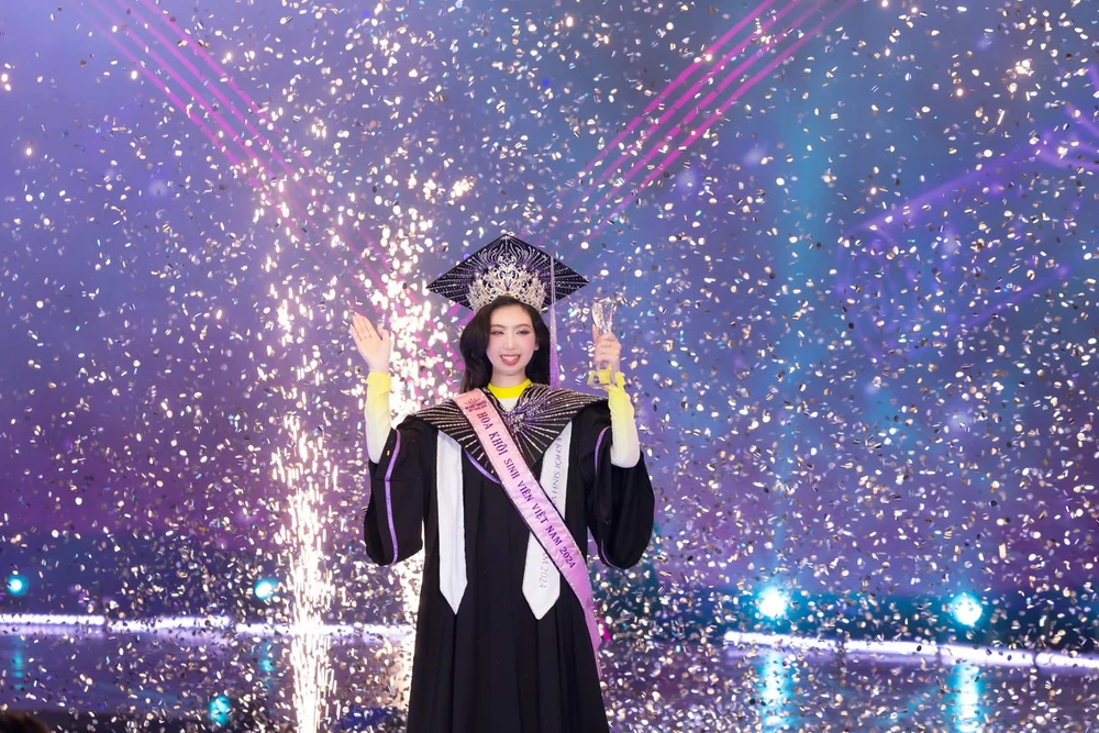 Sinh viên Đại học Y Hà Nội trở thành Hoa khôi Sinh viên Việt Nam - Ảnh 4.
