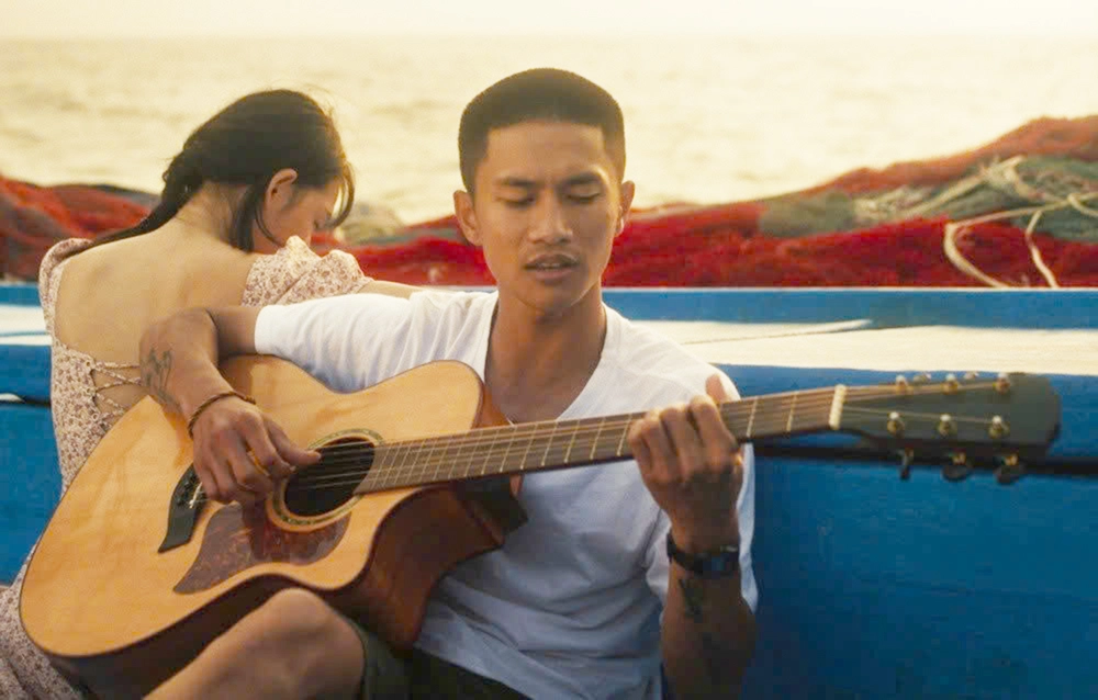 Phim ngắn &quot;Đàn cá gỗ&quot;: &quot;Hiện tượng lạ&quot; từ phòng vé - Ảnh 1.