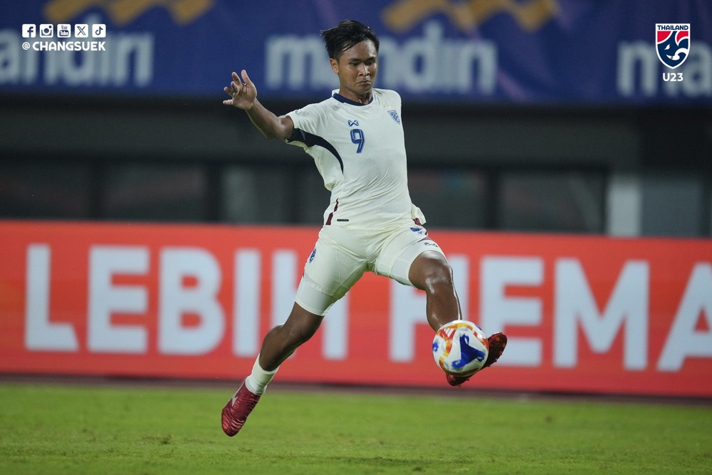 Ngôi sao lớn của U23 Thái Lan ghi bàn, sẵn sàng đối đầu U23 Việt Nam - Ảnh 2.