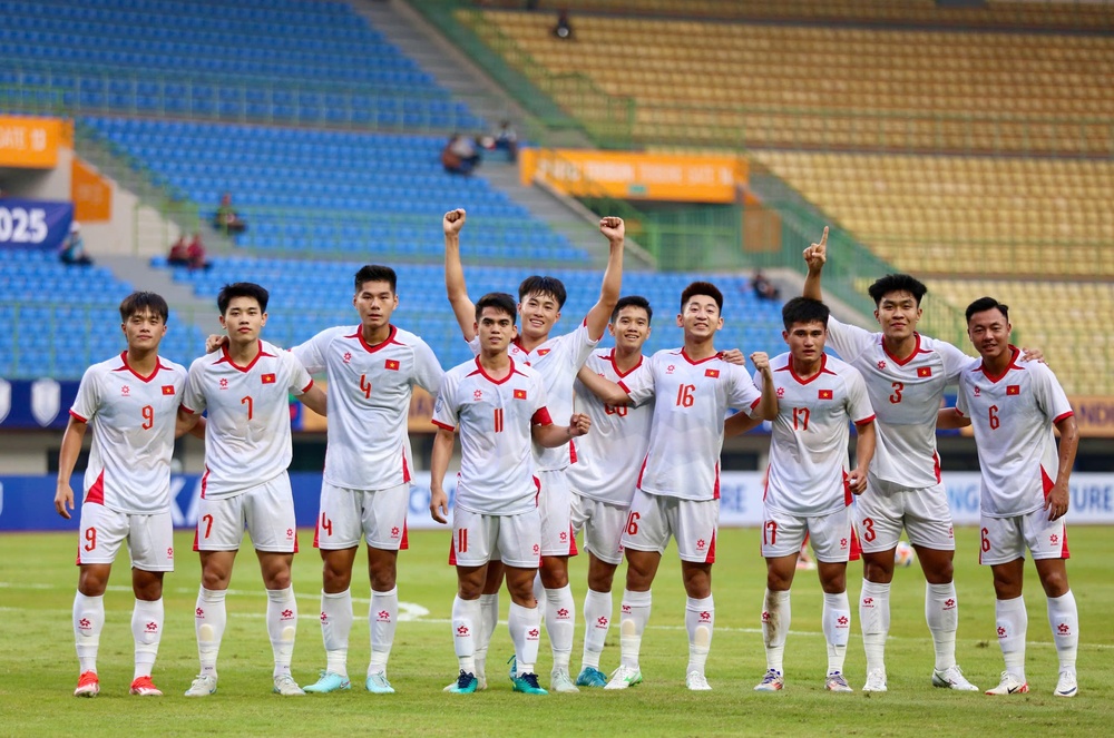 U23 Việt Nam tại giải vô địch U23 Đông Nam Á 2025: Khởi đầu suôn sẻ và bài toán hoàn thiện của HLV Kim Sang Sik - Ảnh 1.
