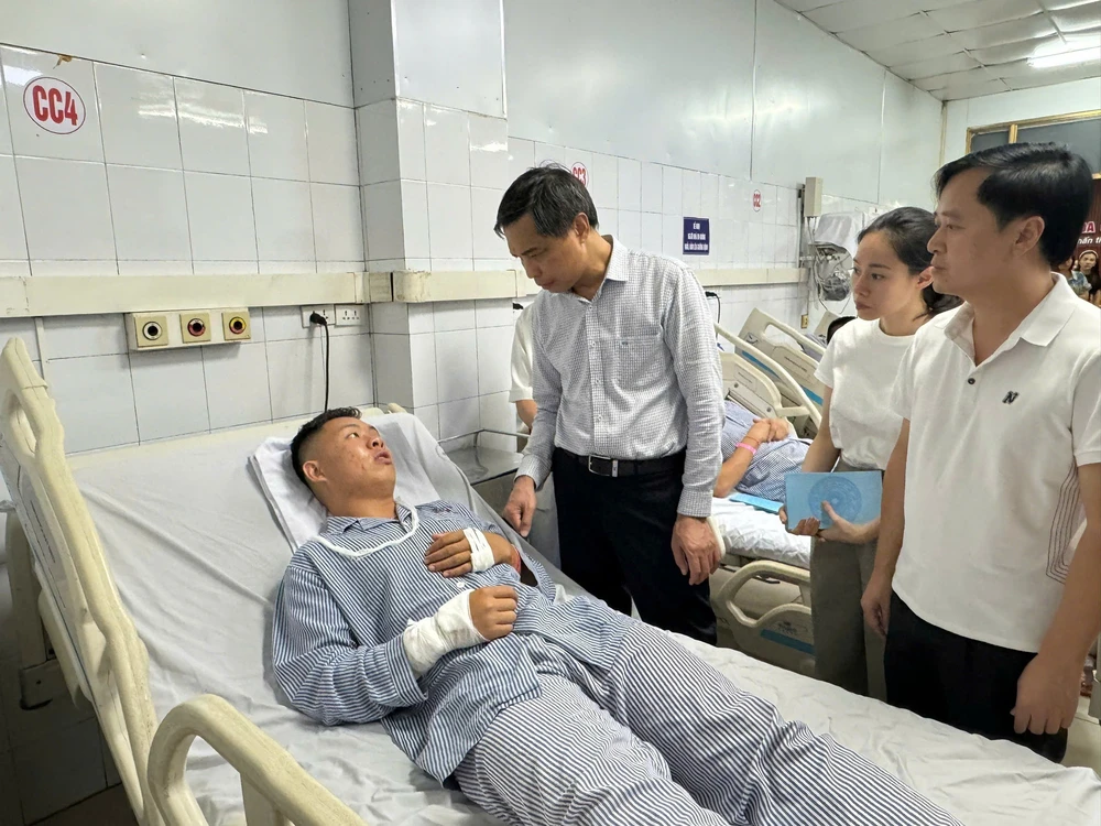 Họp báo vụ lật tàu trên vịnh Hạ Long: Tập trung điều tra nguyên nhân, làm rõ trách nhiệm các bên liên quan - Ảnh 3.