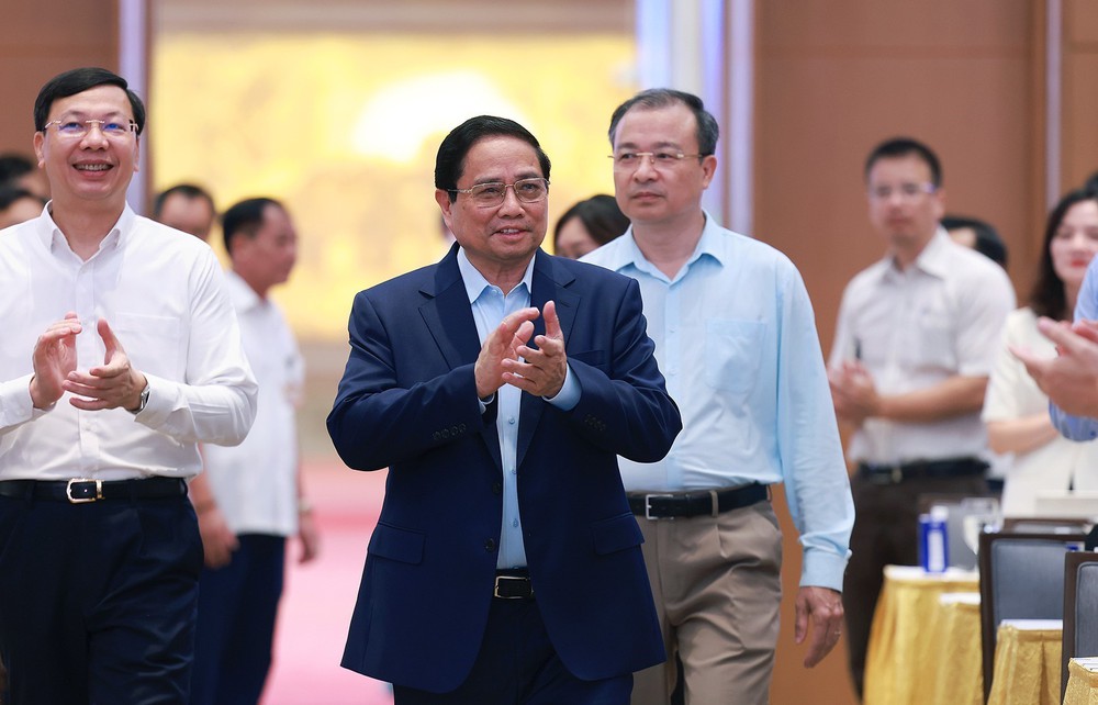 Thủ tướng Phạm Minh Chính chủ trì Phiên họp Ban Chỉ đạo về phát triển khoa học công nghệ, chuyển đổi số và đề án 06 - Ảnh 1.