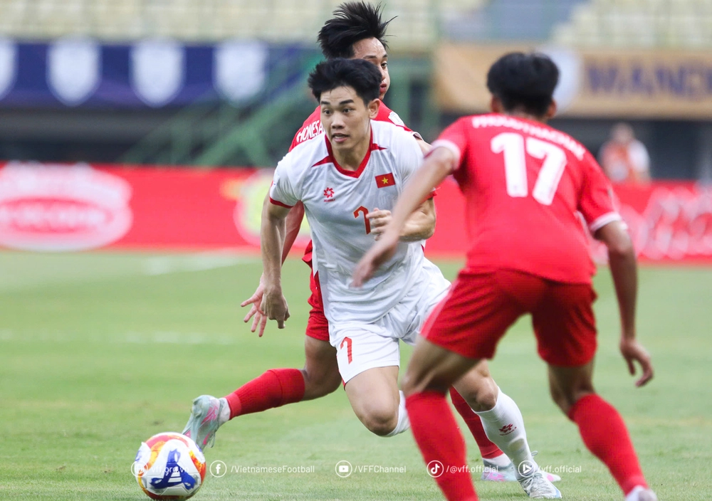 Đình Bắc chấn thương, cơ hội cho Viktor Lê tỏa sáng rực rỡ trong màu áo U23 Việt Nam - Ảnh 1.