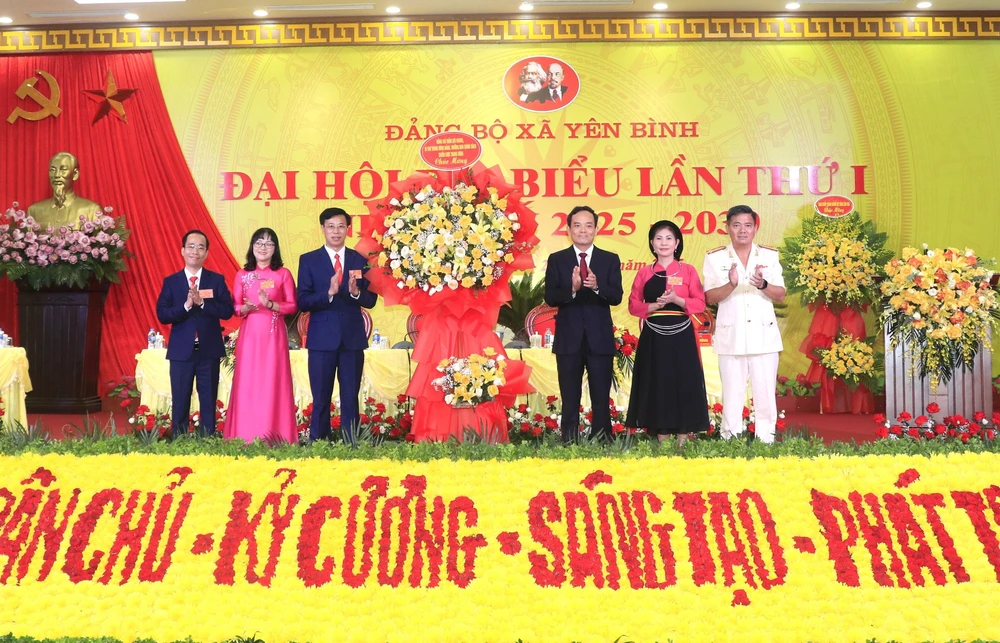 Trưởng Ban Chính sách, Chiến lược Trung ương Trần Lưu Quang dự Đại hội điểm cấp xã đầu tiên của tỉnh Lào Cai - Ảnh 1.