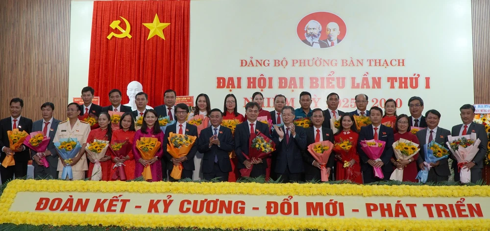 Thường trực Ban Bí thư Trần Cẩm Tú: Phường Bàn Thạch (Đà Nẵng) tạo không gian phát triển mới, có vai trò dẫn dắt và liên kết - Ảnh 2.