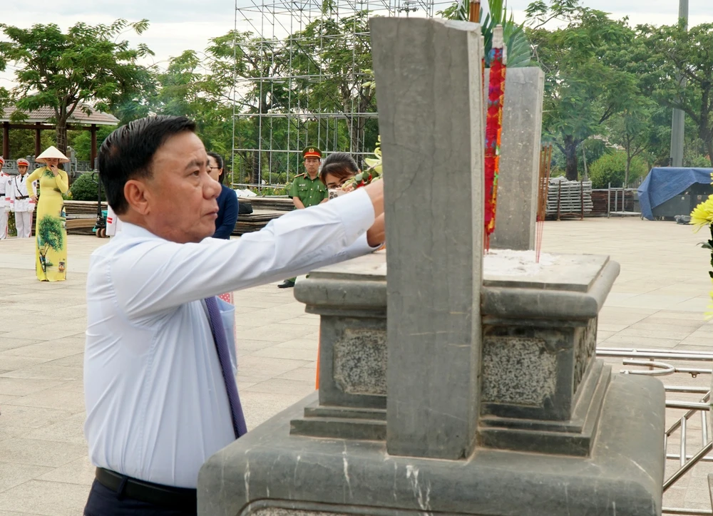 Thường trực Ban Bí thư Trần Cẩm Tú: Phường Bàn Thạch (Đà Nẵng) tạo không gian phát triển mới, có vai trò dẫn dắt và liên kết - Ảnh 5.