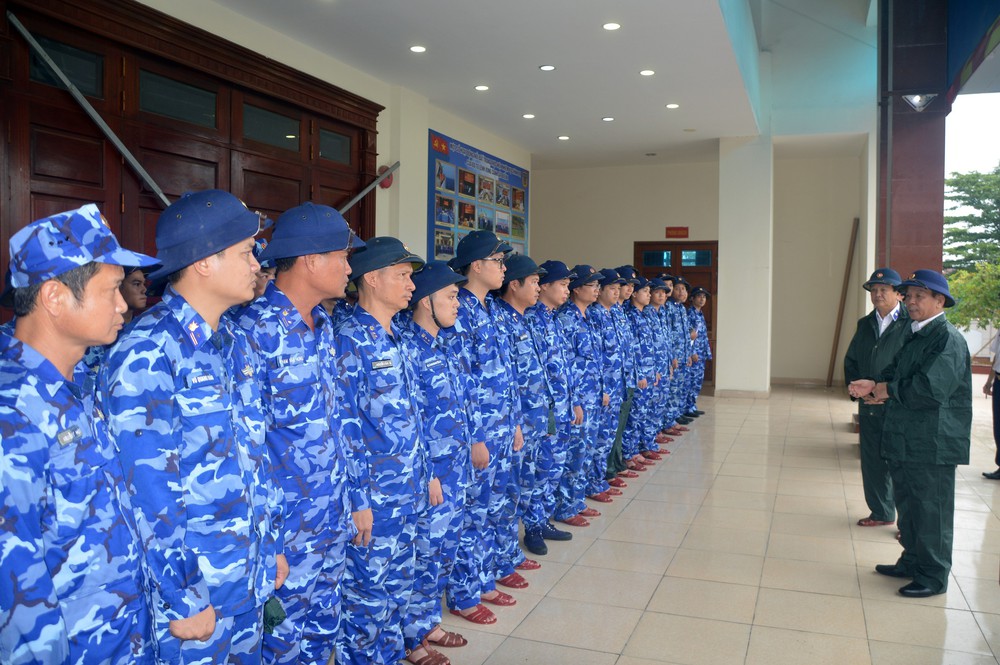 Kiểm tra các phương án, huy động lực lượng ứng phó với bão số 3 - Ảnh 6.