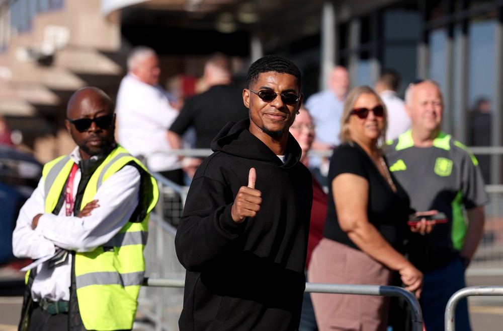 Barcelona: Rashford yên tâm, Flick rất giỏi “mở khóa” - Ảnh 1.