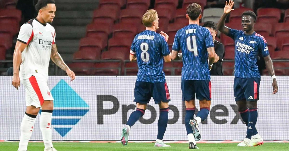 Arsenal thắng tối thiểu Milan, nhưng thua luân lưu vì quy định lạ ở giải giao hữu tại Singapore - Ảnh 1.